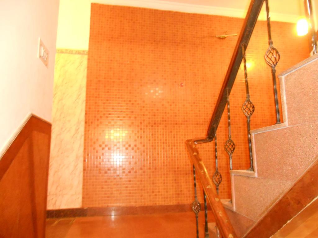Vardhmaan Hotel